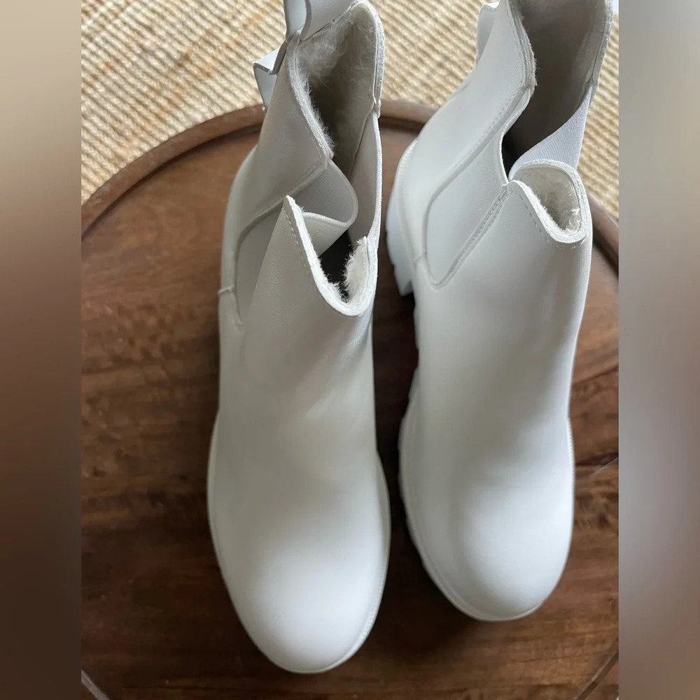 NEW White Chunky Platform Rubber Ankle Boots Size 7 - Picture 4 of 6